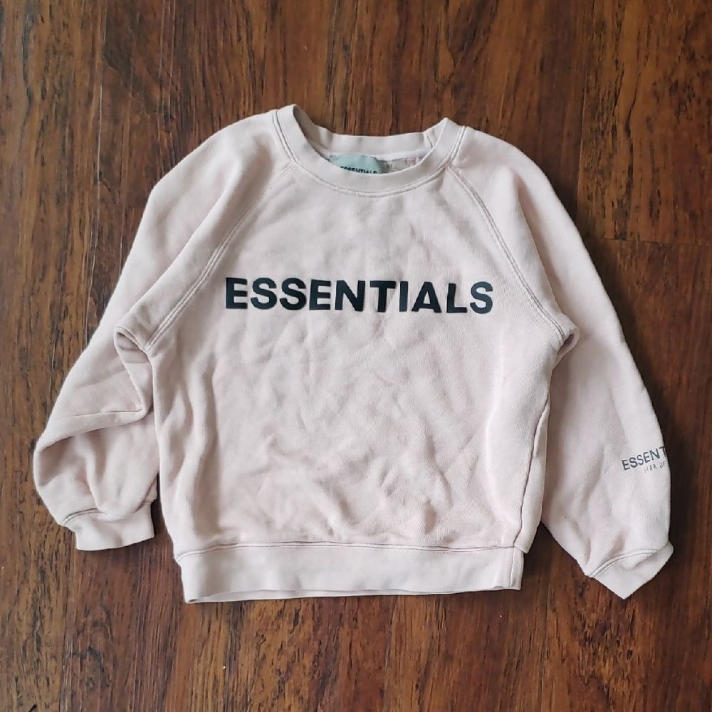 Essentials Fear Of God Pink Sweatshirt Size 8 Chic Feminine Streetwear